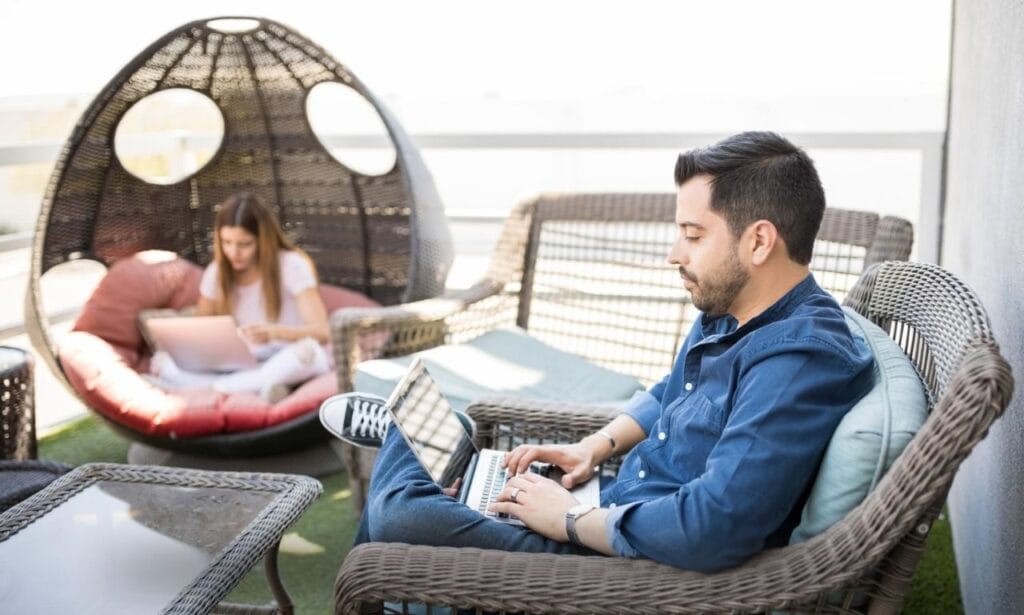 outdoor furniture Dubai